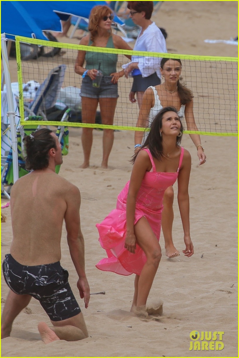 Nina Dobrev & Boyfriend Grant Mellon Hold Hands at Beach in Hawaii!