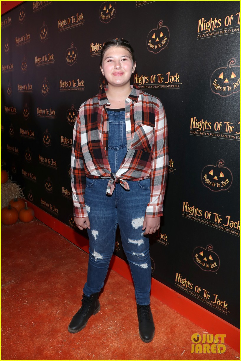 Anne Winters Celebrates Halloween Early After 'Grand Hotel' Cancellation