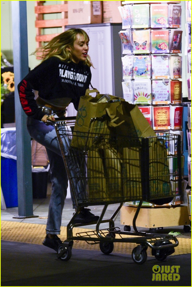 Miley Cyrus Has Some Fun on Grocery Run Ahead of the Weekend