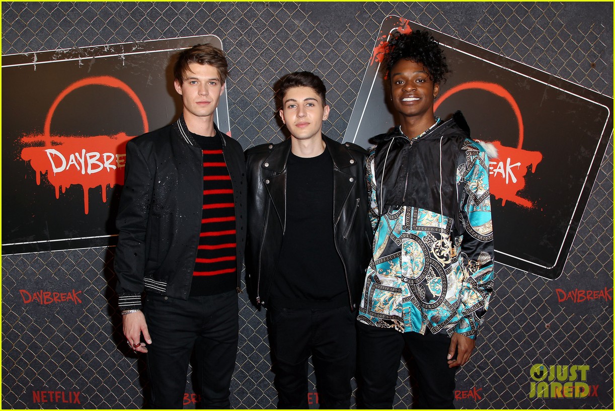 Colin Ford & Sophie Simnett Premiere New Series 'Daybreak' at New York Comic Con