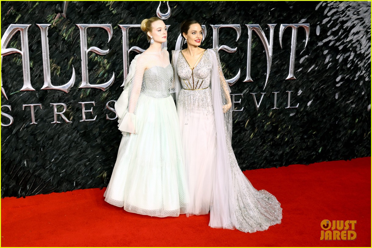 Elle Fanning Wore The Most Amazing Princess Dress To The 'Maleficent: Mistress of Evil' Premiere in London
