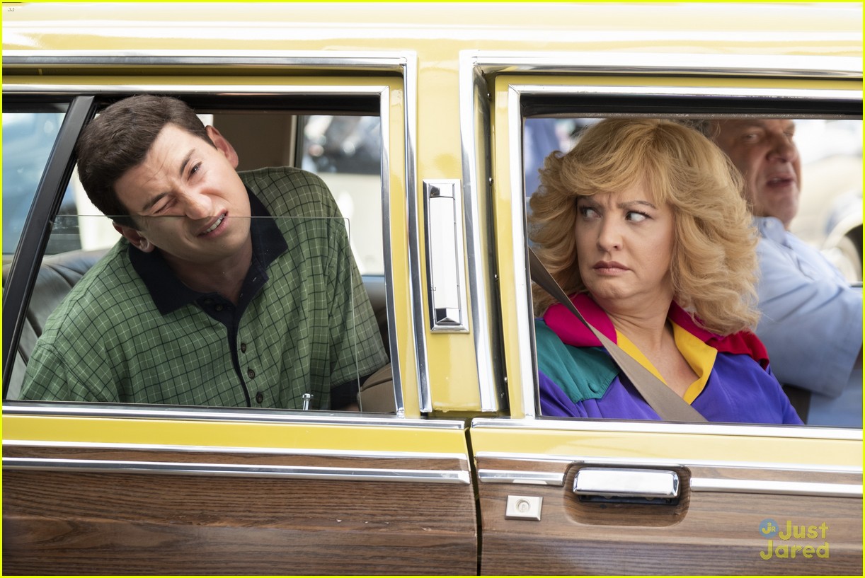 Natalie Alyn Lind Returns As Dana on 'The Goldbergs' Tonight