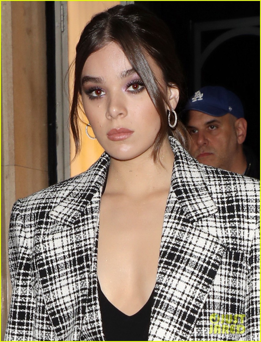 Hailee Steinfeld Wears Chic Plaid Suit For 'Dickinson' Promo in London