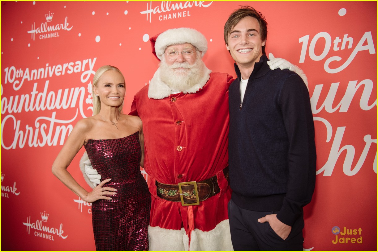 Kevin Quinn Steps Out For 'A Christmas Love Story' Premiere Event
