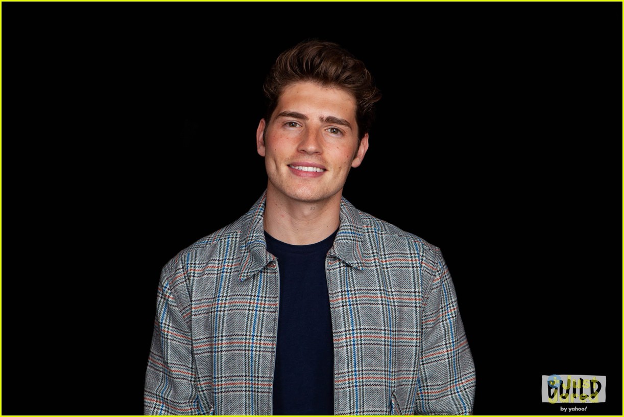 Laura Marano & Gregg Sulkin Kick Off 'Cinderella Story: Christmas Wish' Promo in NYC