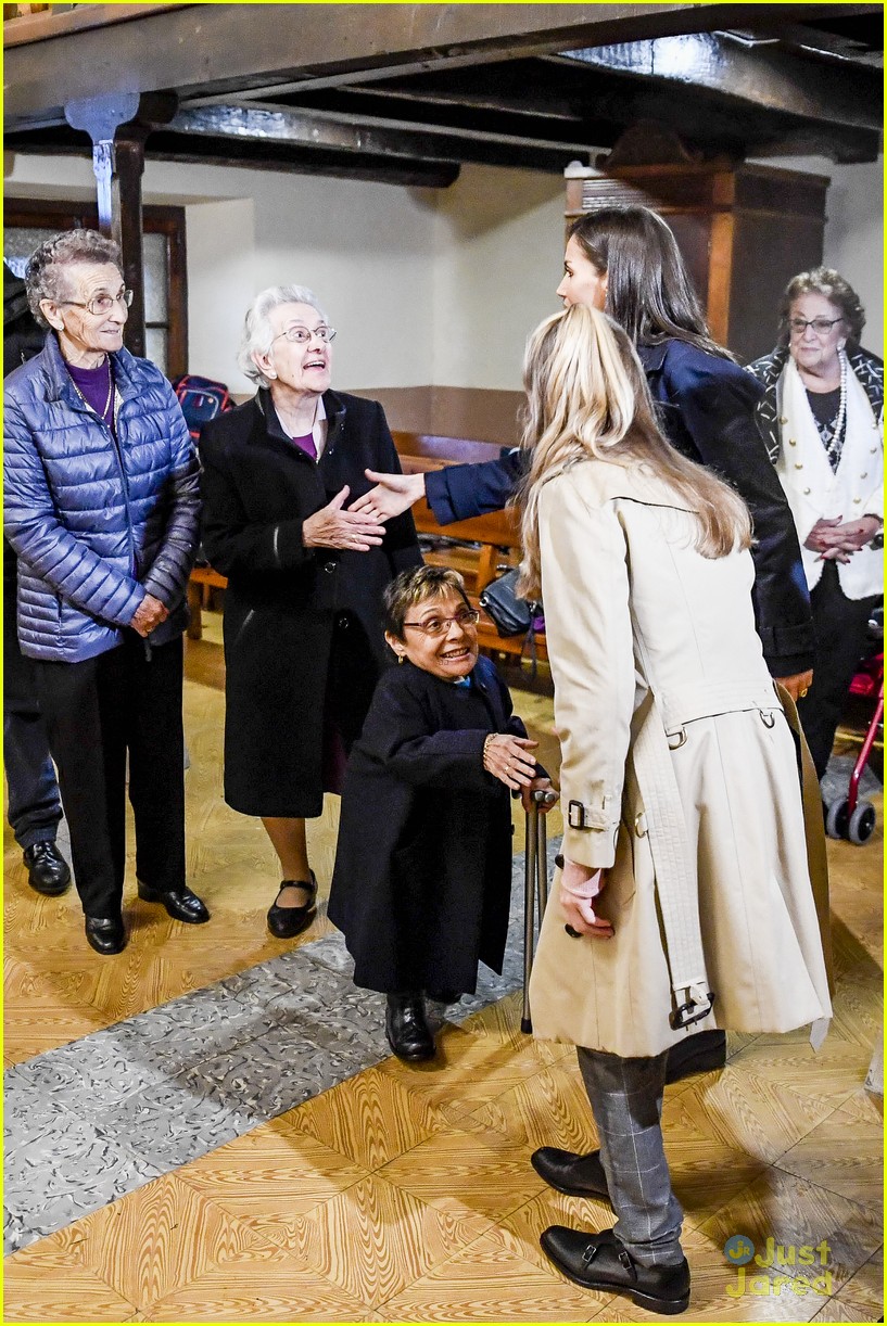 Princess Leonor Gets All The Hugs From Sister Infanta Sofia During Visit to Asiegu