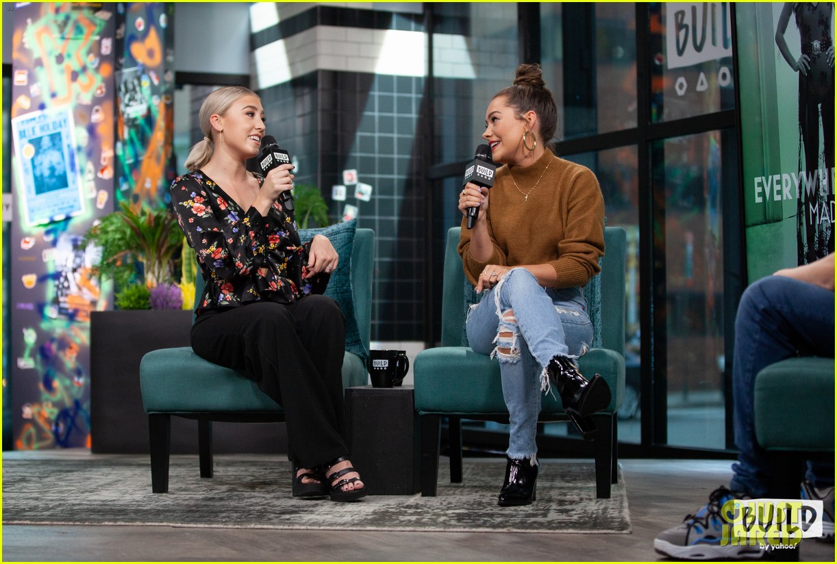 Maddie & Tae Release New Song & Video: 'Everywhere I'm Goin'' - Watch Now!