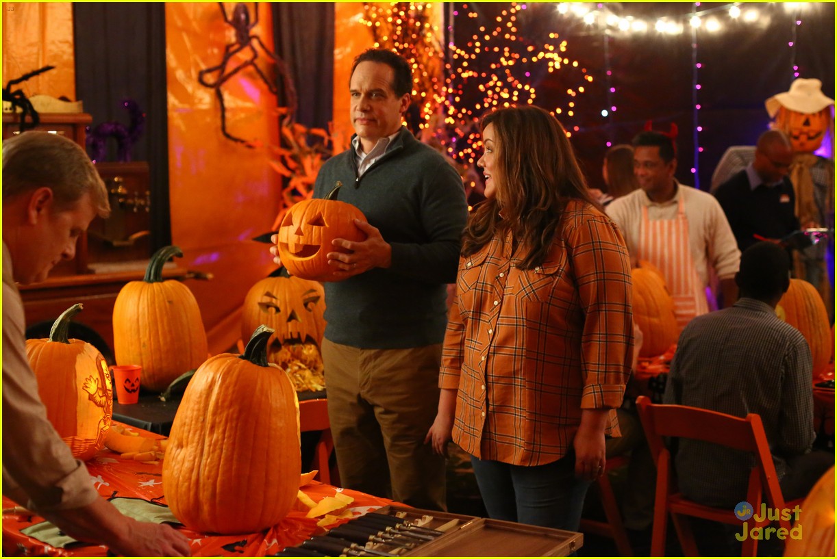 Meg Donnelly Is Black Widow On Tonight's Halloween Themed 'American Housewife' - See The Pics!