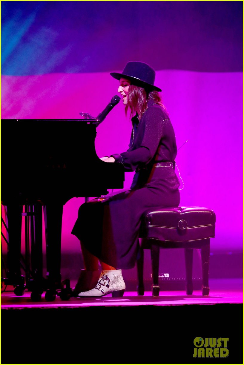 Meghan Trainor Couples Up With Husband Daryl Sabara For City of Hope's Spirit of Life Gala