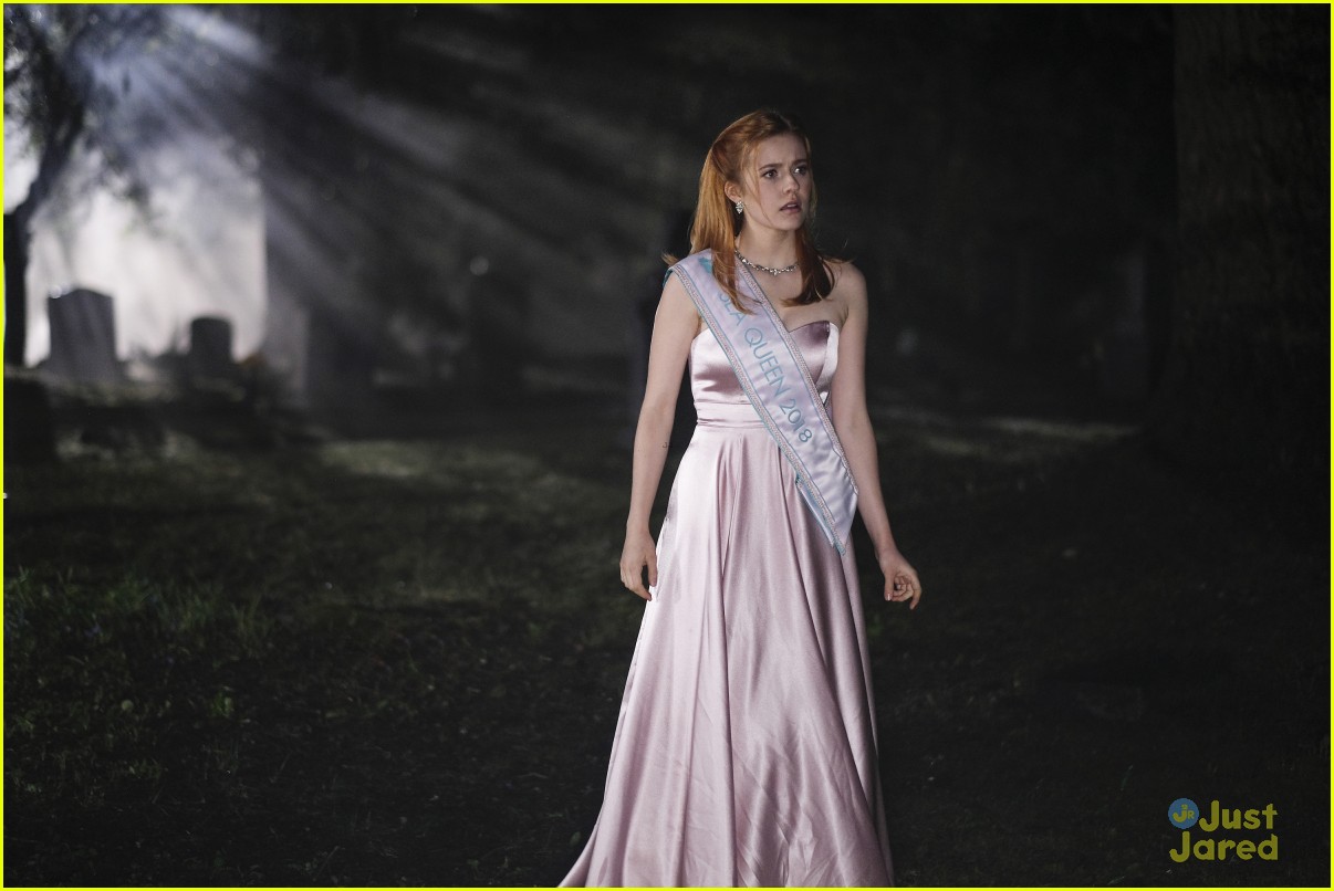 Kennedy McMann Says Her Nancy Drew is 'Extremely Fearless & Bold' In New Series