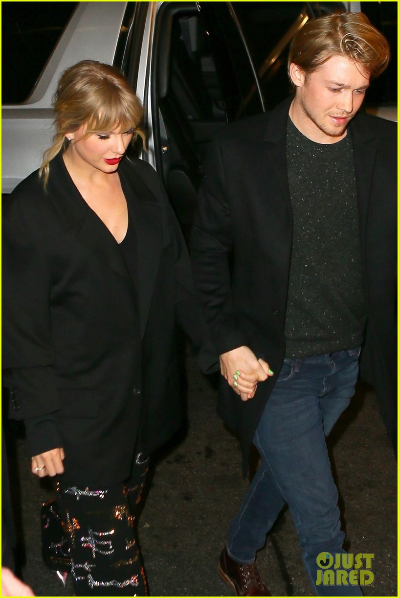 Taylor Swift & Joe Alwyn Couple Up For 'SNL' After-Party