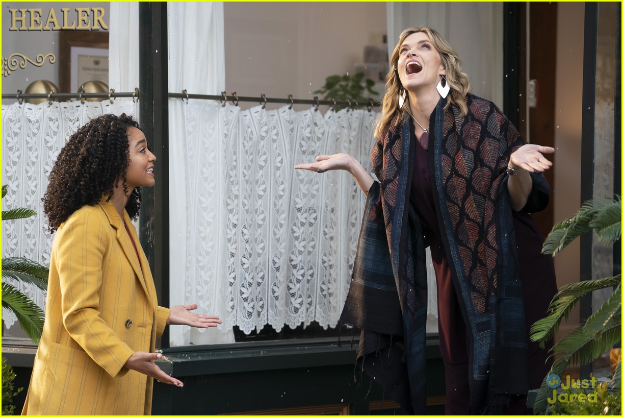 Get A Sneak Peek of Aisha Dee's New Christmas Movie on Freeform!