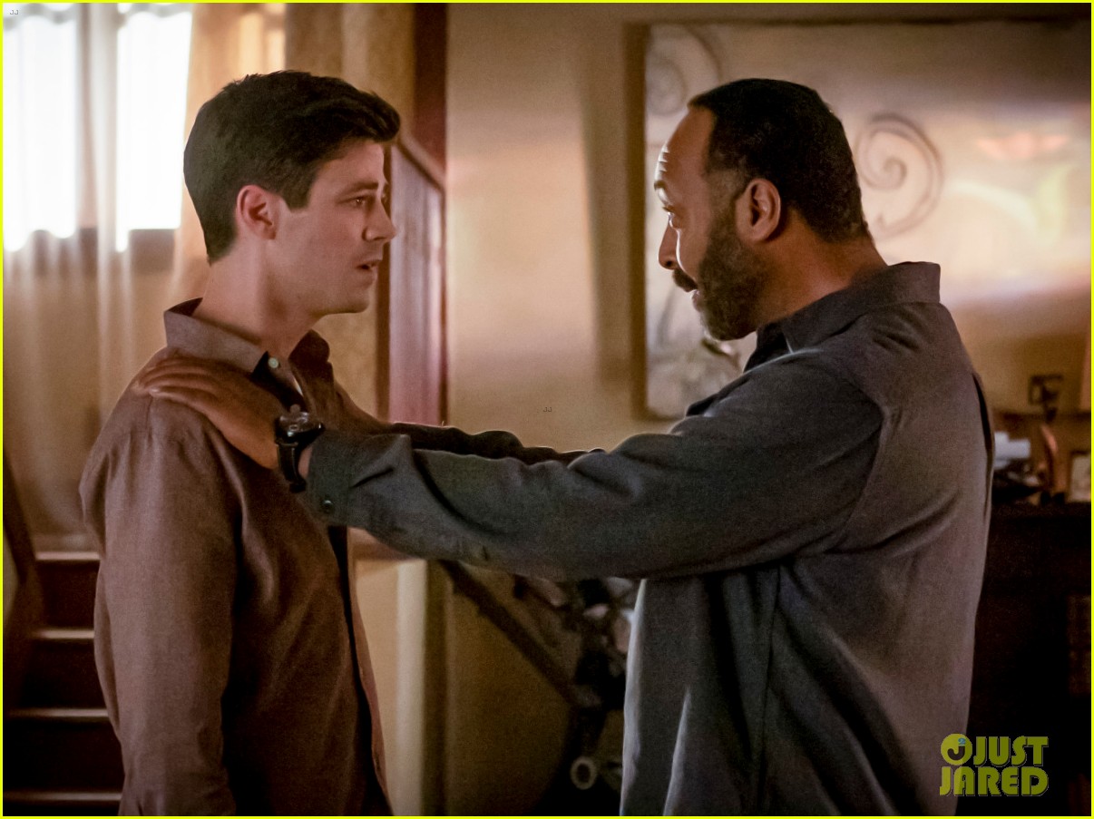 Barry & Ramsey Have a Long Conversation Ahead of Looming Crisis On Tonight's 'The Flash'