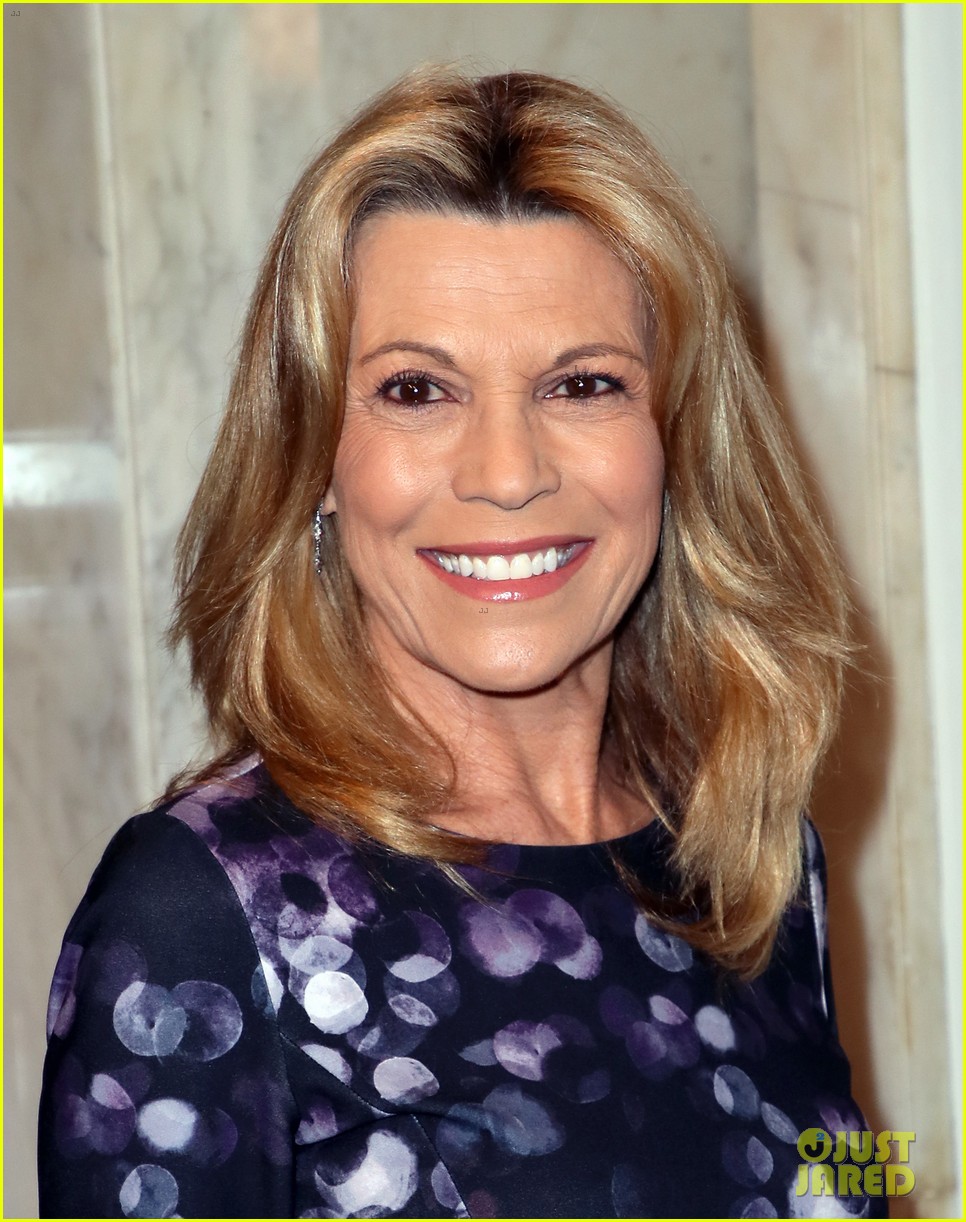 Kaia Gerber Attend Women's Guild Cedars-Sinai Luncheon with Her Mom & Grandma!