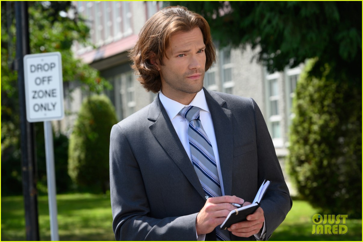 Jensen Ackles Not Only Acts, But Sings & Directs Tonight's 'Supernatural'!