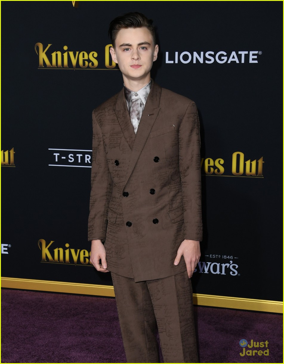 Katherine Langford's Dramatic Eyelashes Steal The Spotlight at 'Knives Out' Premiere