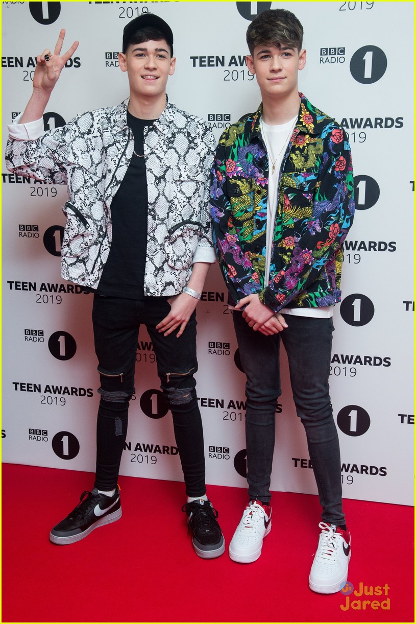 Perrie Edwards & Jade Thirlwall Rep Little Mix at BBC Teen Awards 2019