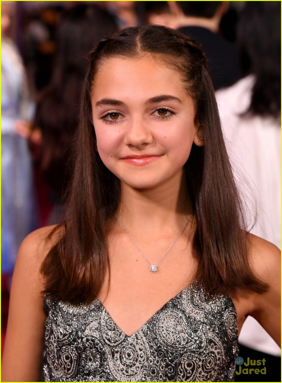 Rachel Matthews, aka Honeymaren, Stuns in Deep Red For 'Frozen 2' Premiere