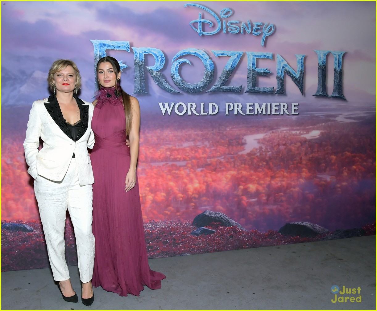 Rachel Matthews, aka Honeymaren, Stuns in Deep Red For 'Frozen 2' Premiere