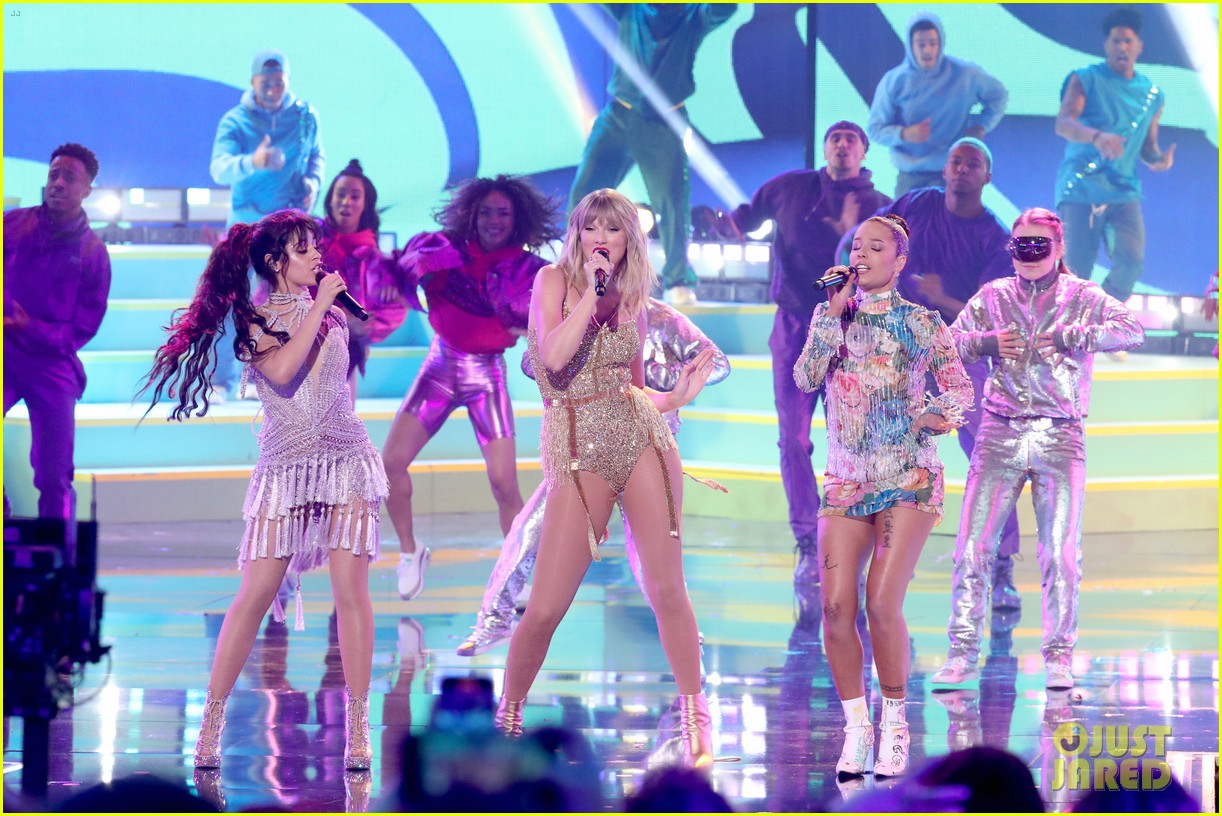 Taylor Swift Sings Her Greatests Hits for AMAs 2019 Performance Medley
