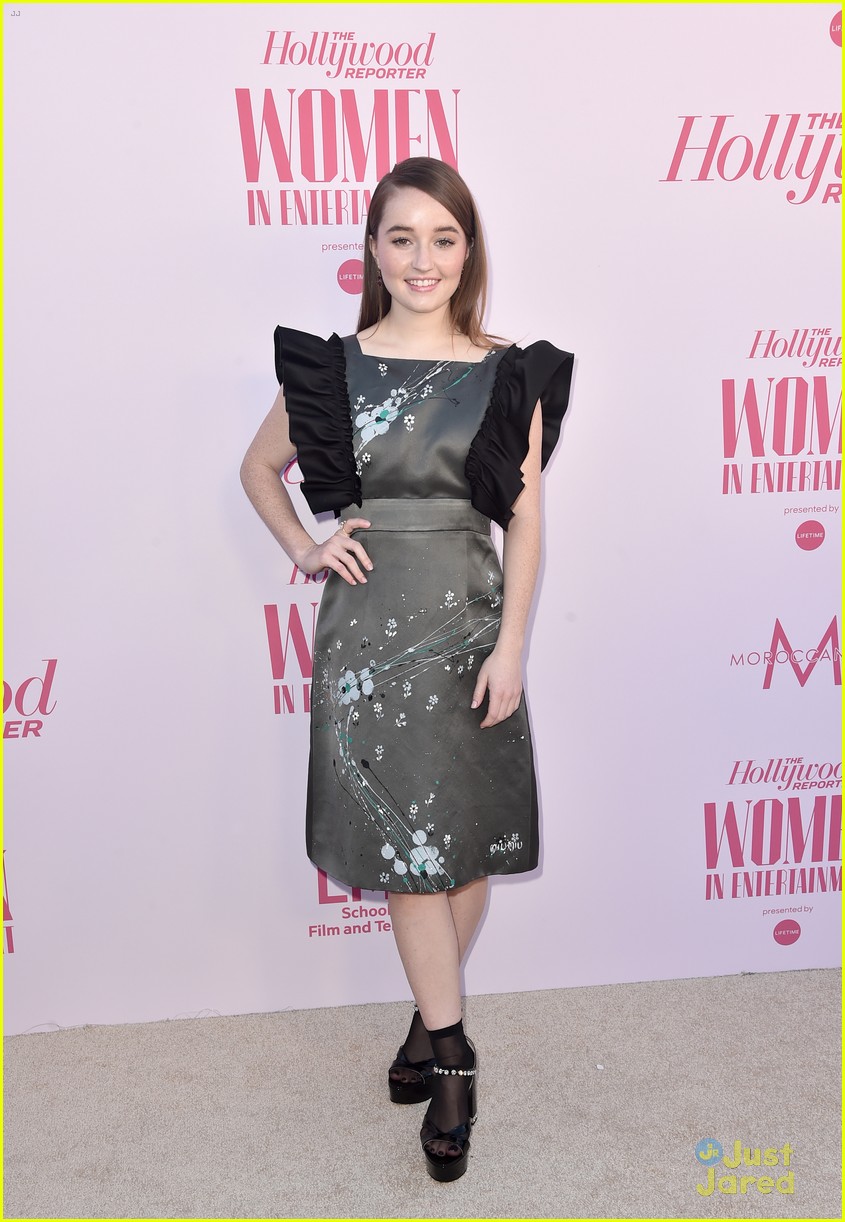 Kaitlyn Dever Reveals Her Date To The Golden Globes