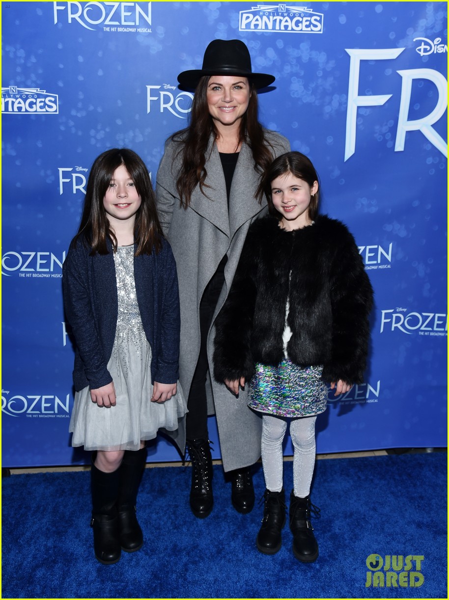 'HSMTMTS' Cast Joins More Disney Stars at 'Frozen' Musical LA Premiere!