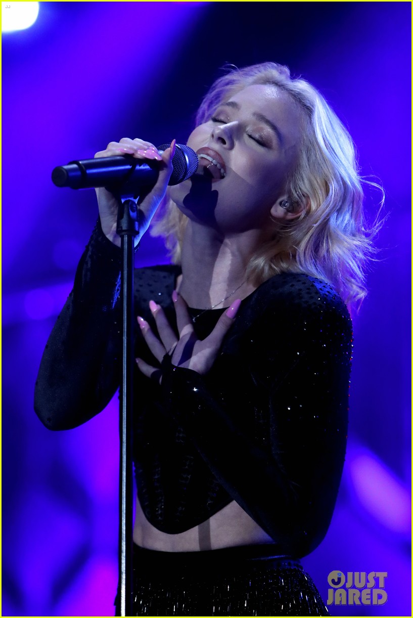 Zara Larsson Gets To Celebrate Her 22nd Birthday at Jingle Ball 2019 in Chicago