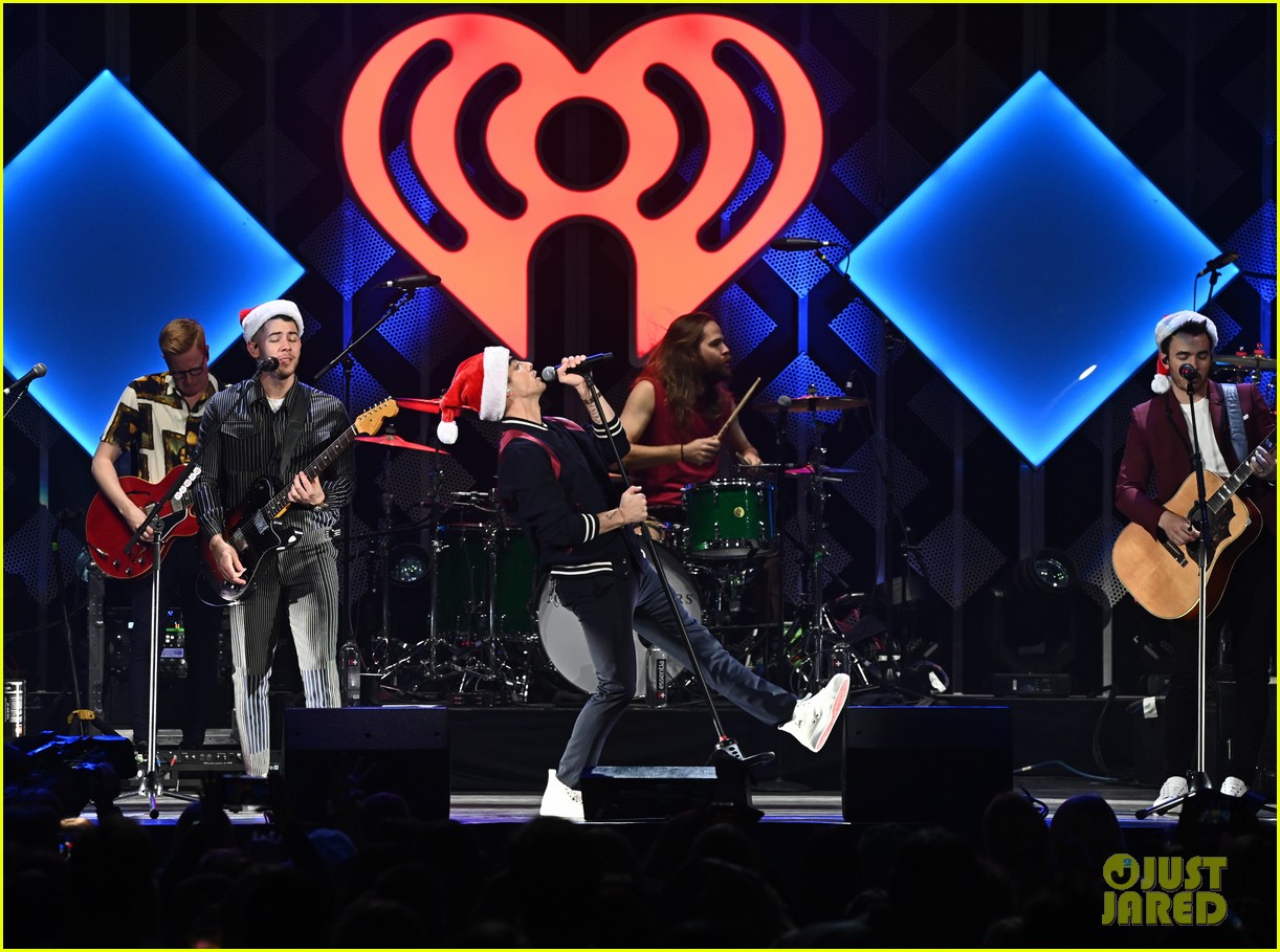 Zara Larsson Gets To Celebrate Her 22nd Birthday at Jingle Ball 2019 in Chicago