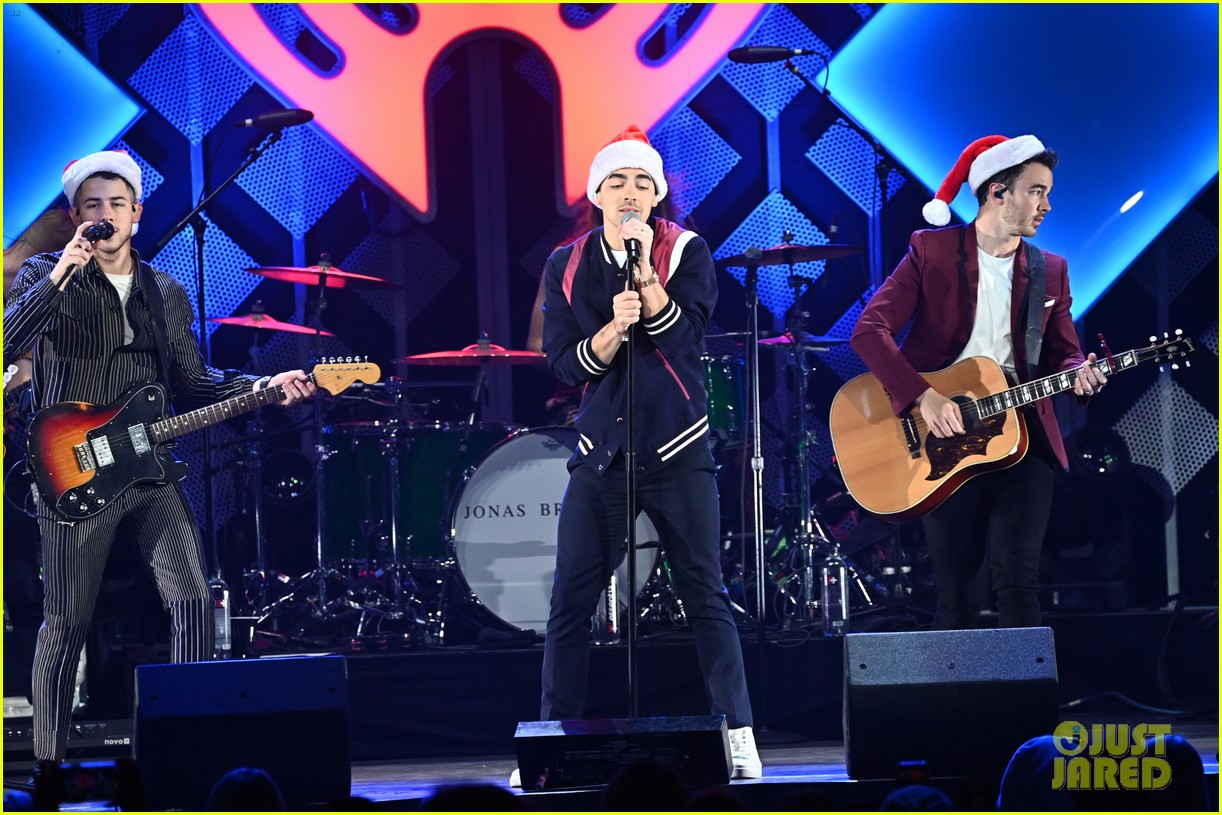 Zara Larsson Gets To Celebrate Her 22nd Birthday at Jingle Ball 2019 in Chicago