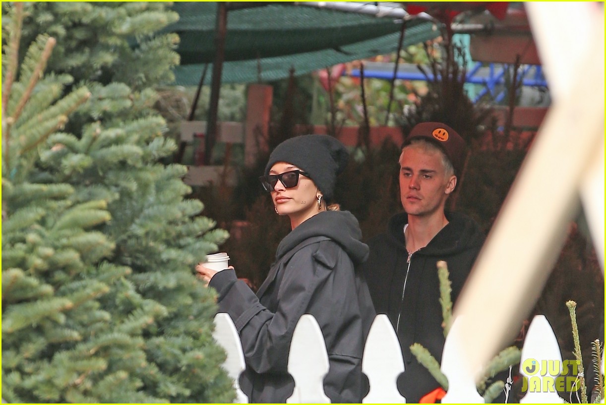 Justin & Hailey Bieber Head Out to Shop for Christmas Trees!