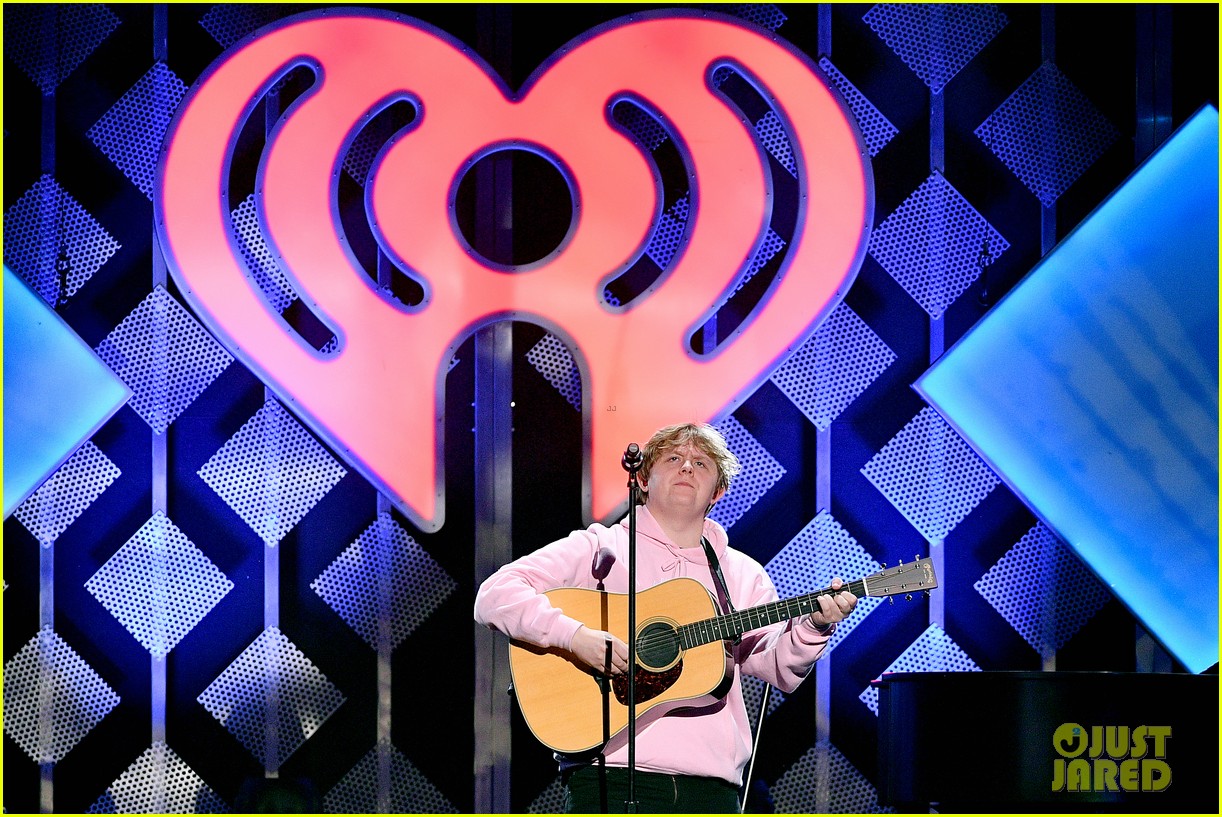 Niall Horan & Lewis Capaldi Ham It Up Backstage at Z100's Jingle Ball 2019