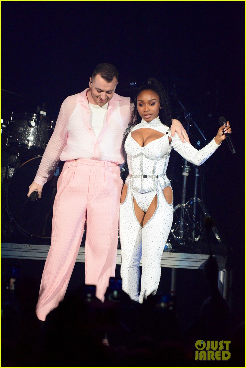 Normani Performs 'Dancing With A Stranger' Live With Sam Smith For The First Time - Watch Now!