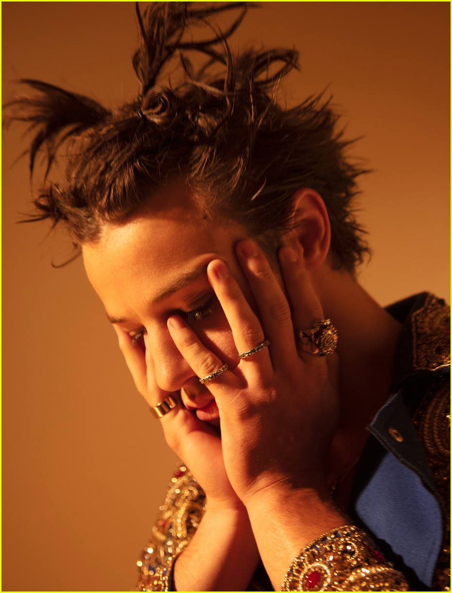 Cameron Dallas Opens Up About Dealing With Fame: 'I Go To A Lot Of Therapy'