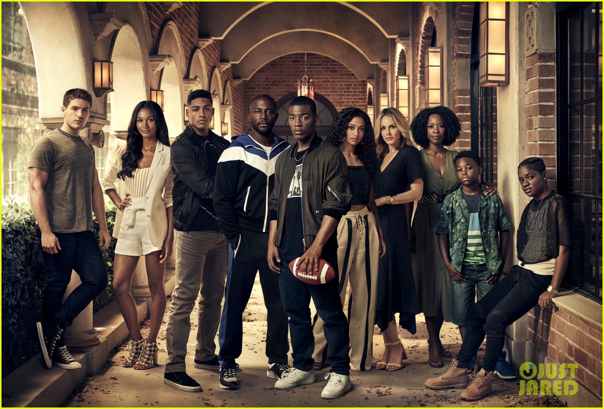 CW Renews 'Riverdale', 'Legacies', 'Black Lightning', 'The Flash' & More For New Seasons