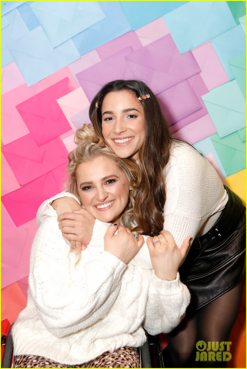 Lana Condor, Aly Raisman, & Beanie Feldstein Celebrate Launch of Their #AerieReal Campaign