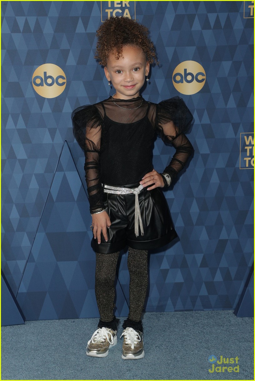 Meg Donnelly, Aubrey Anderson-Emmons, & Marsai Martin All Accessorize With Blue At ABC's Winter TCA Party