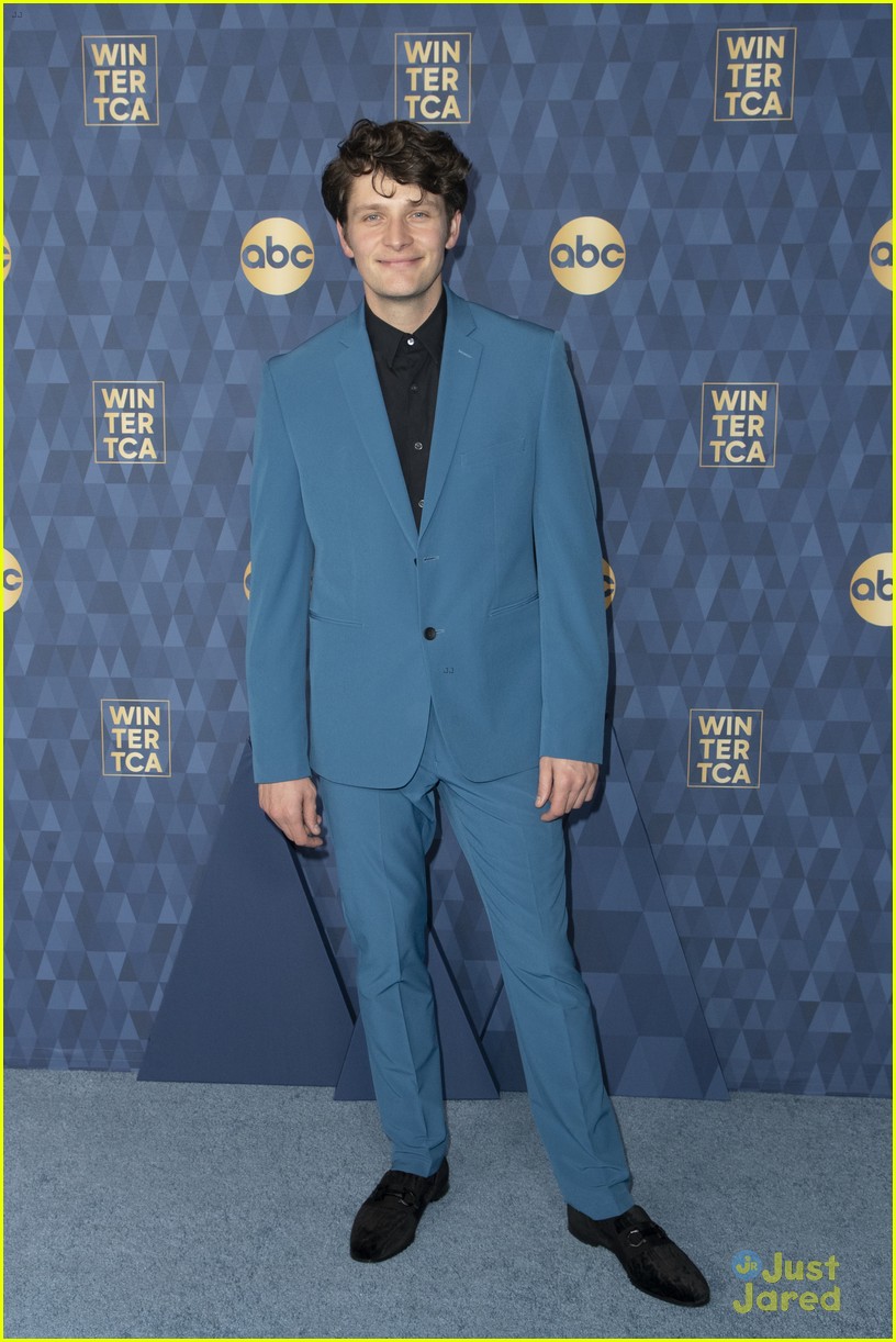 Meg Donnelly, Aubrey Anderson-Emmons, & Marsai Martin All Accessorize With Blue At ABC's Winter TCA Party