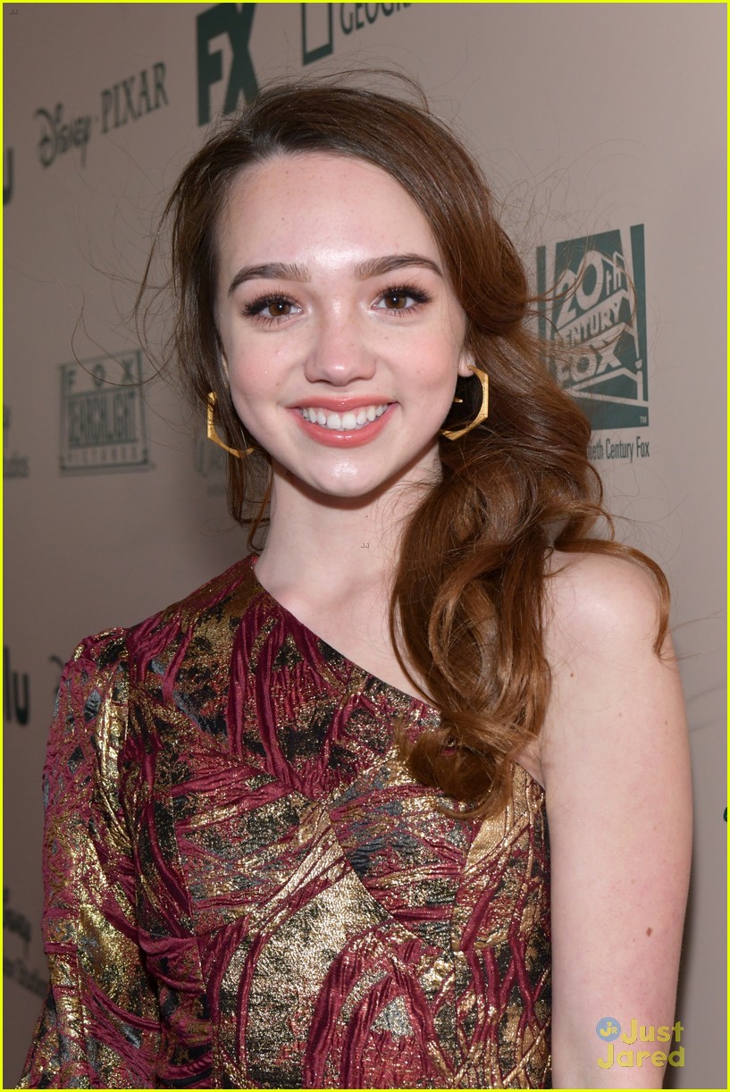 'The Unicorn' Star Ruby Jay Attends First Golden Globes Party with Ally Maki & More