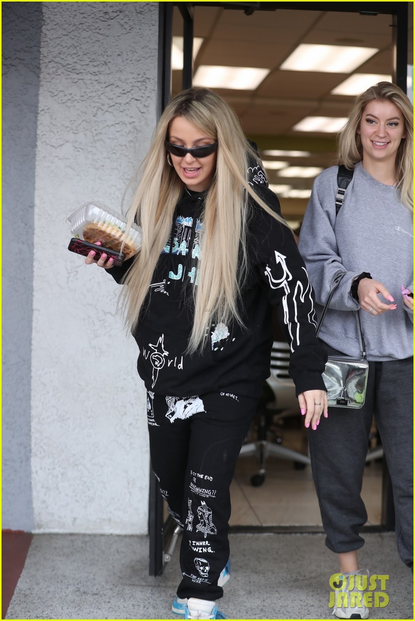 Tana Mongeau Teases 'Huge Announcements' & 'Giant Fight' On Reality Show