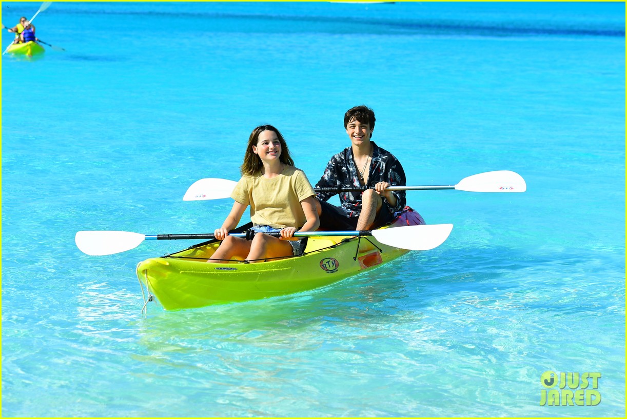 Asher Angel & Annie LeBlanc Looked So Cute On Their Anniversary Trip To Turks & Caicos!