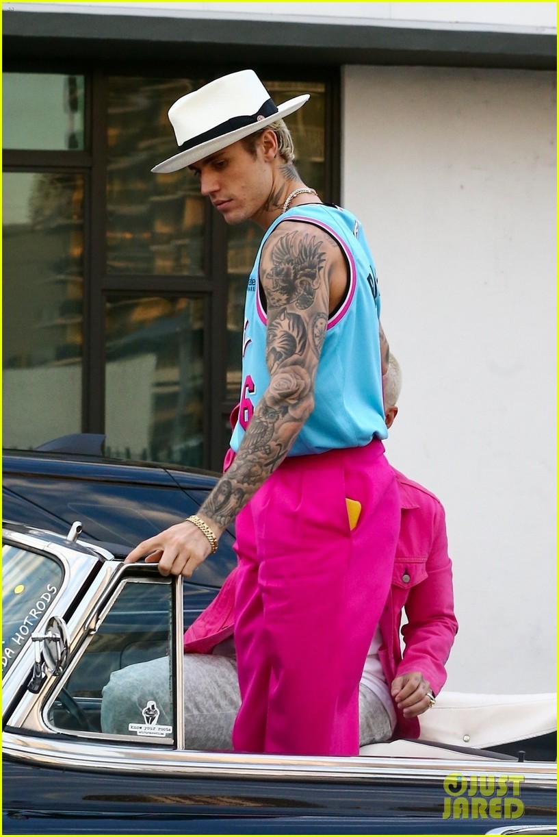 Justin Bieber Teamed Up with a Music Superstar for His Next Song!