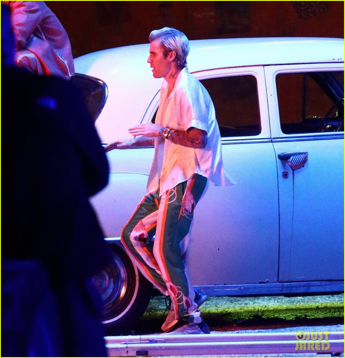 Justin Bieber Teamed Up with a Music Superstar for His Next Song!