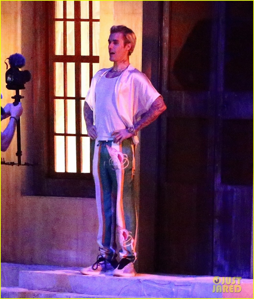 Justin Bieber Teamed Up with a Music Superstar for His Next Song!