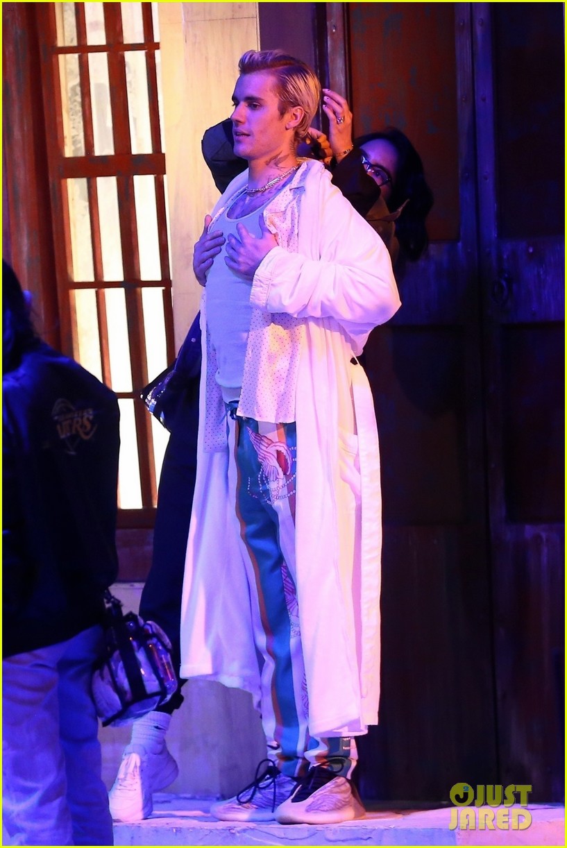Justin Bieber Teamed Up with a Music Superstar for His Next Song!