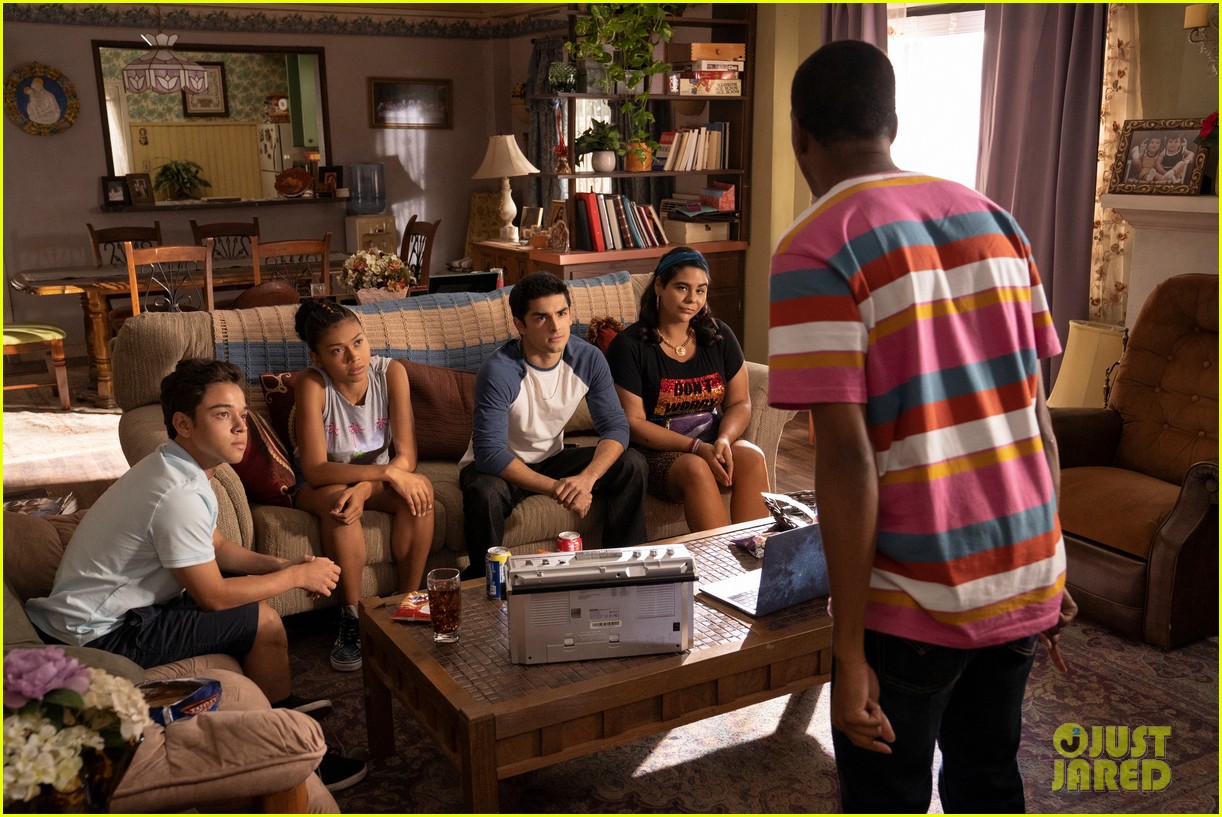 'On My Block' Shares Season 3 Trailer - Watch Now!