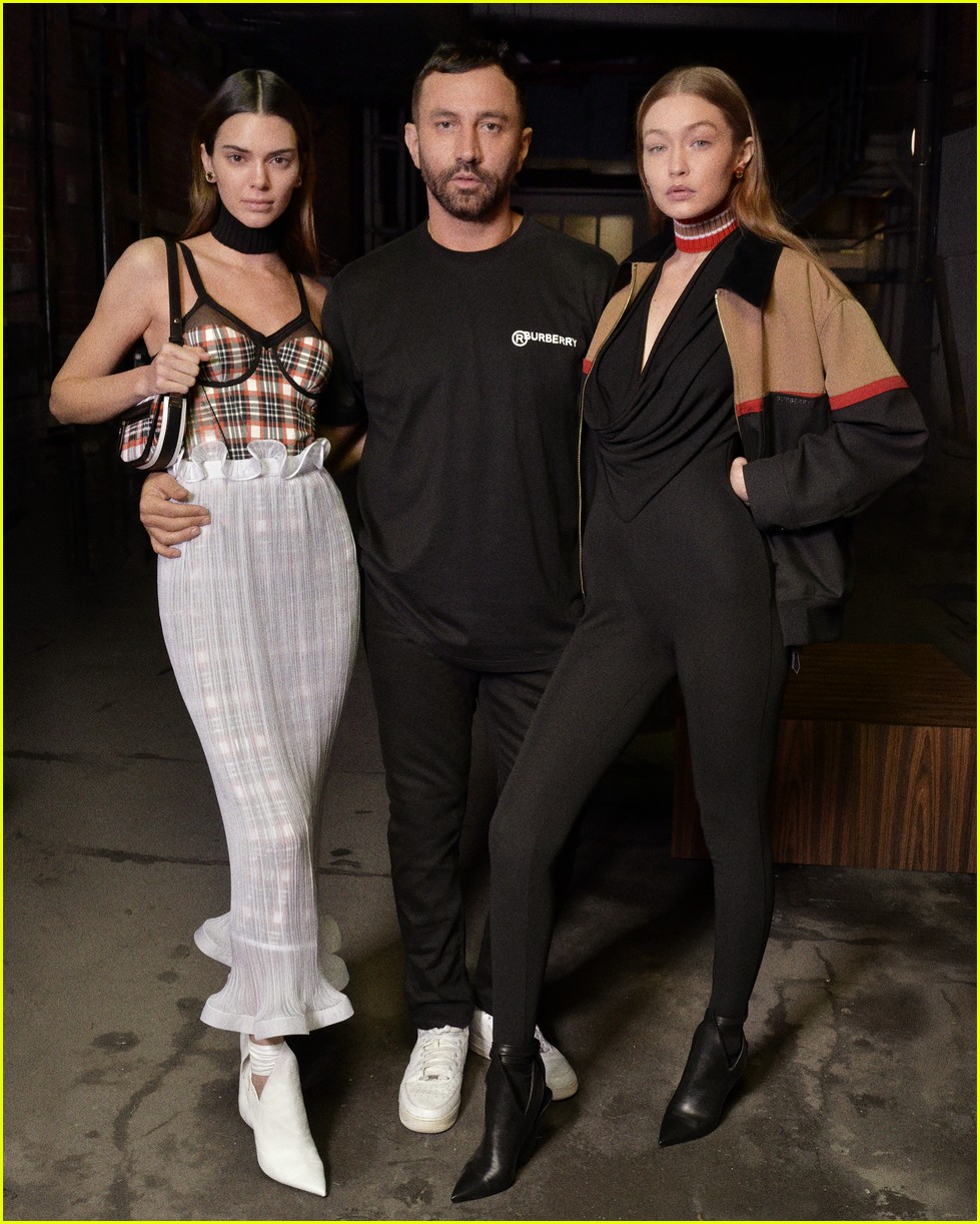 Gigi, Kendall, & Bella Add Star Power to Burberry's LFW Show!