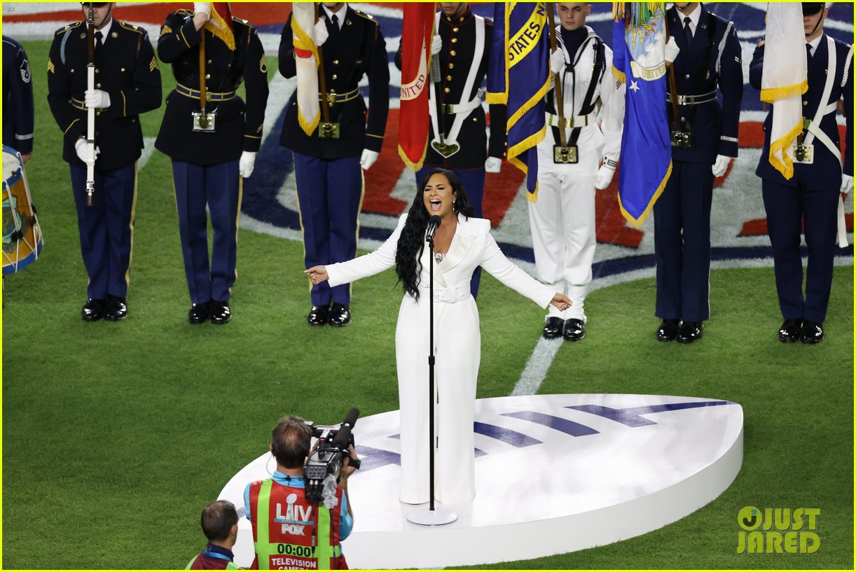 Watch Demi Lovato's Super Bowl 2020 Performance of the National Anthem!