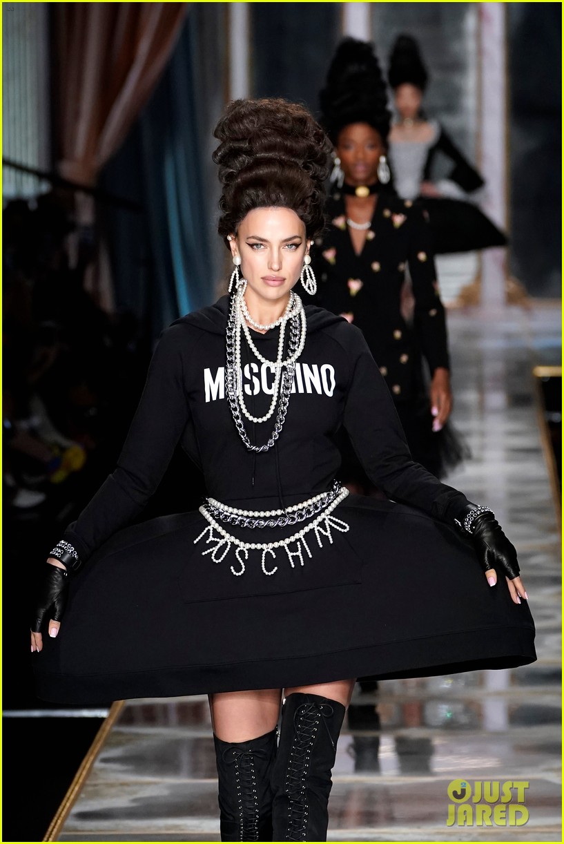 Gigi Hadid, Kaia Gerber, & Bella Hadid Wear Sky-High Wigs for Moschino Fashion Show!