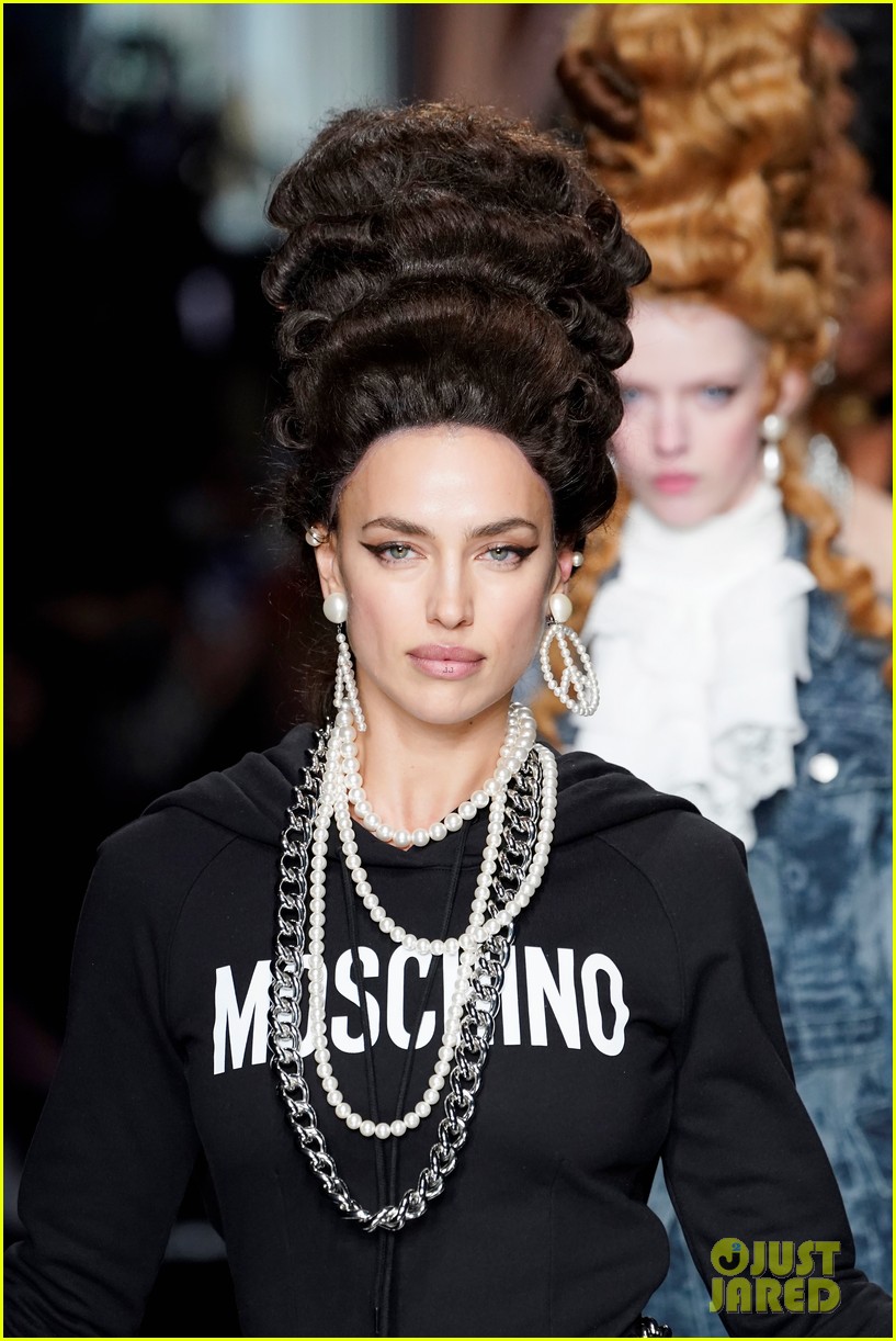 Gigi Hadid, Kaia Gerber, & Bella Hadid Wear Sky-High Wigs for Moschino Fashion Show!