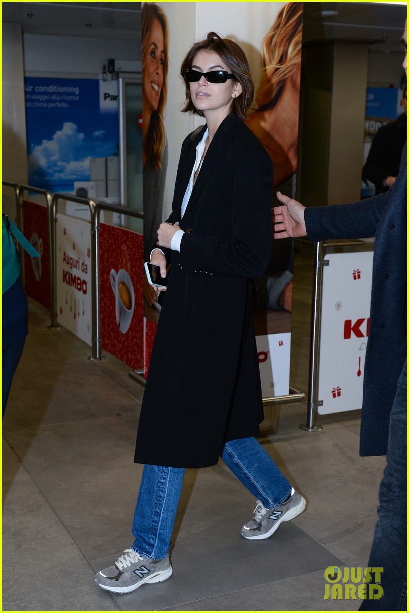 Kaia Gerber Debuts New Tattoo Before Arriving in Milan